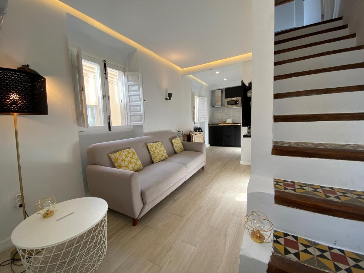 Apartamento Torre Del Aver Cáceres Exterior photo